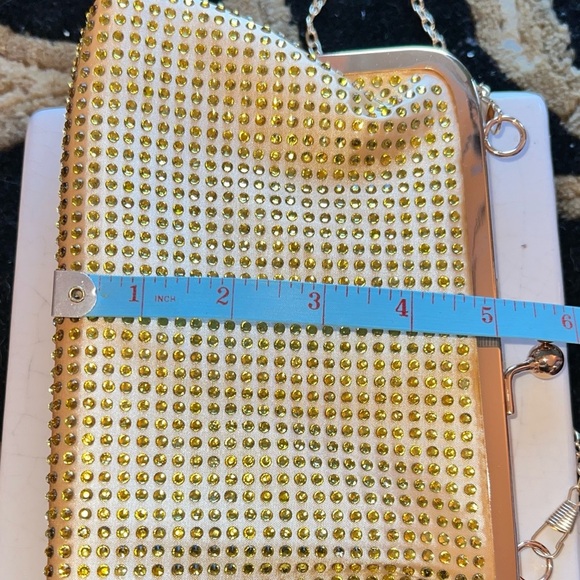 Gold Rhinestone Kiss Closure Bag Purse Shoulder Evening Bag Gold Tone Hardware - Picture 12 of 16